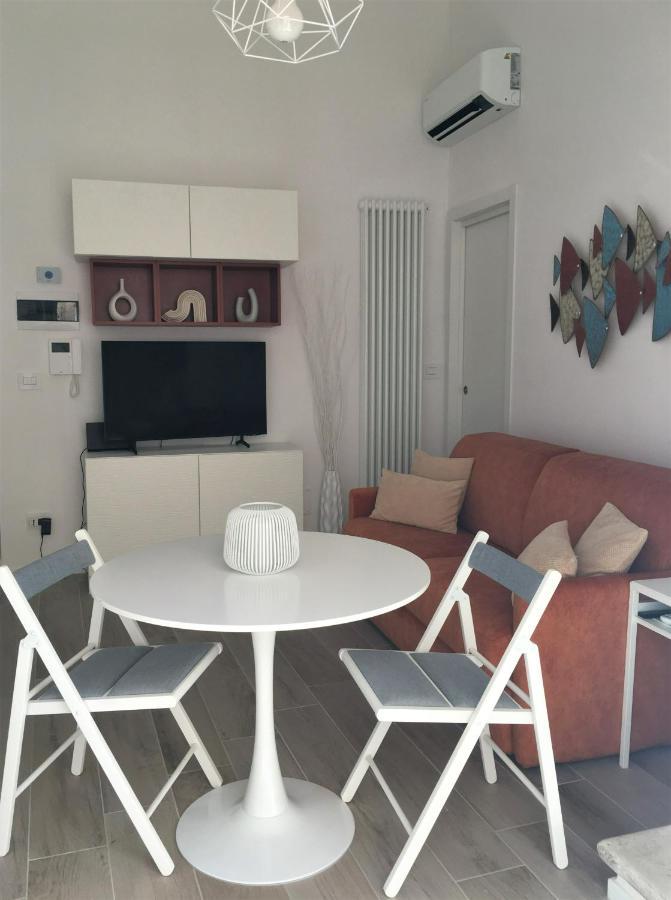La Terrazza Sul Mare - Dimora Di Charme Leilighet Giovinazzo Eksteriør bilde