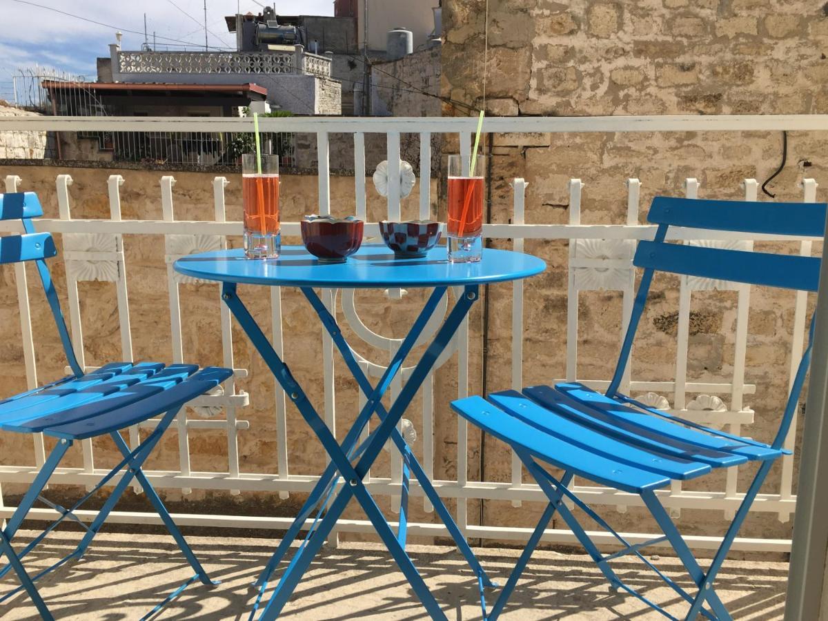 La Terrazza Sul Mare - Dimora Di Charme Leilighet Giovinazzo Eksteriør bilde